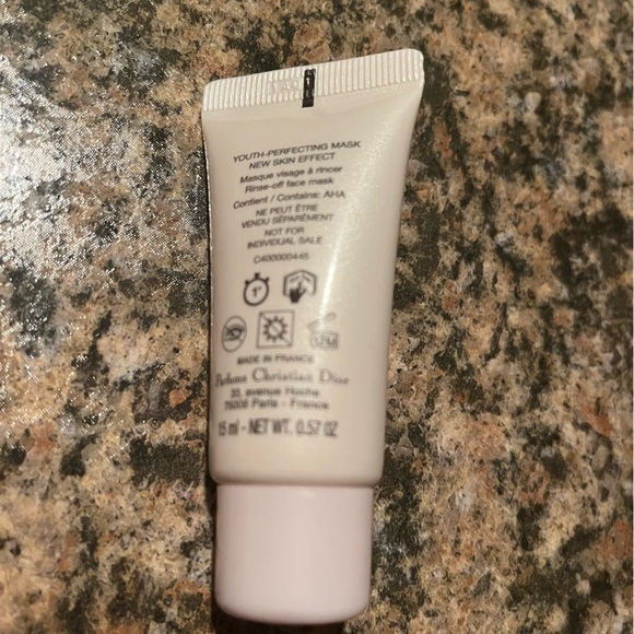 Dior DreamSkin Mask - Picture 2 of 2
